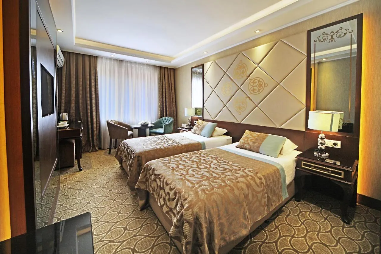 The Parma Hotel Downtown Istanbul 4*,